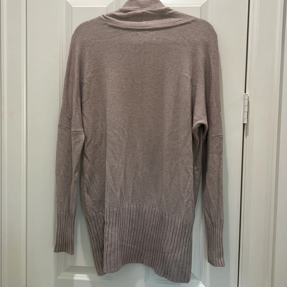 Aritzia azure skies long cardigan in blush size small - Picture 6 of 7